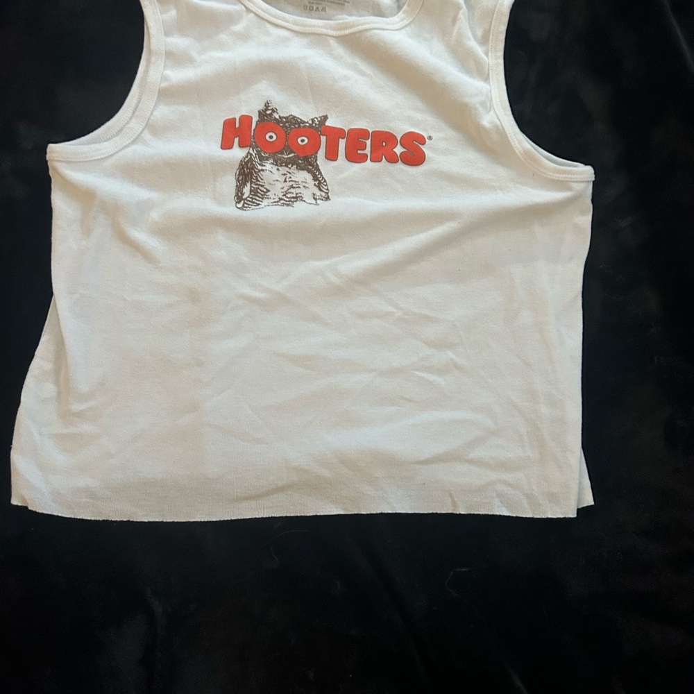 Authentic Hooters White Crop Top Casual Sleeveless